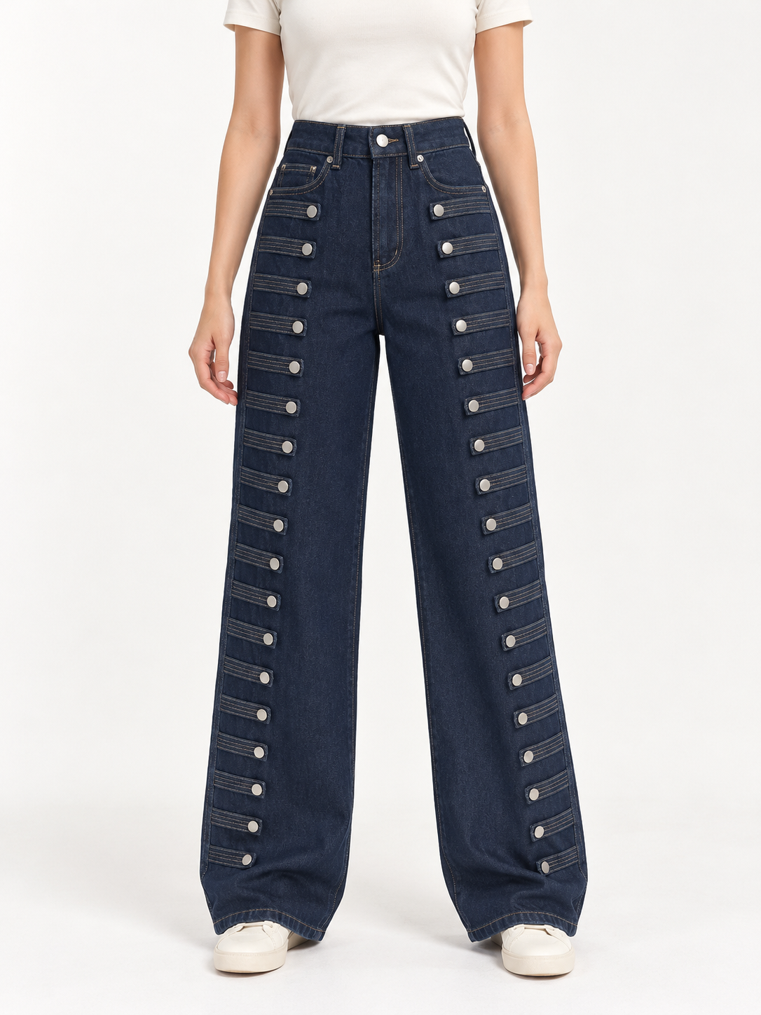 Button-Detail Wide-Leg Jeans